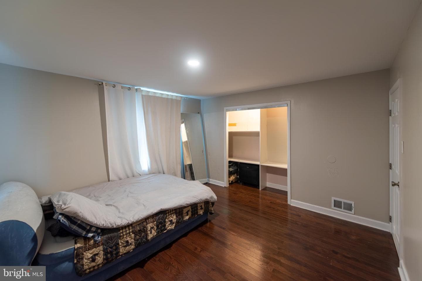 1405 Woodside Drive photo 10