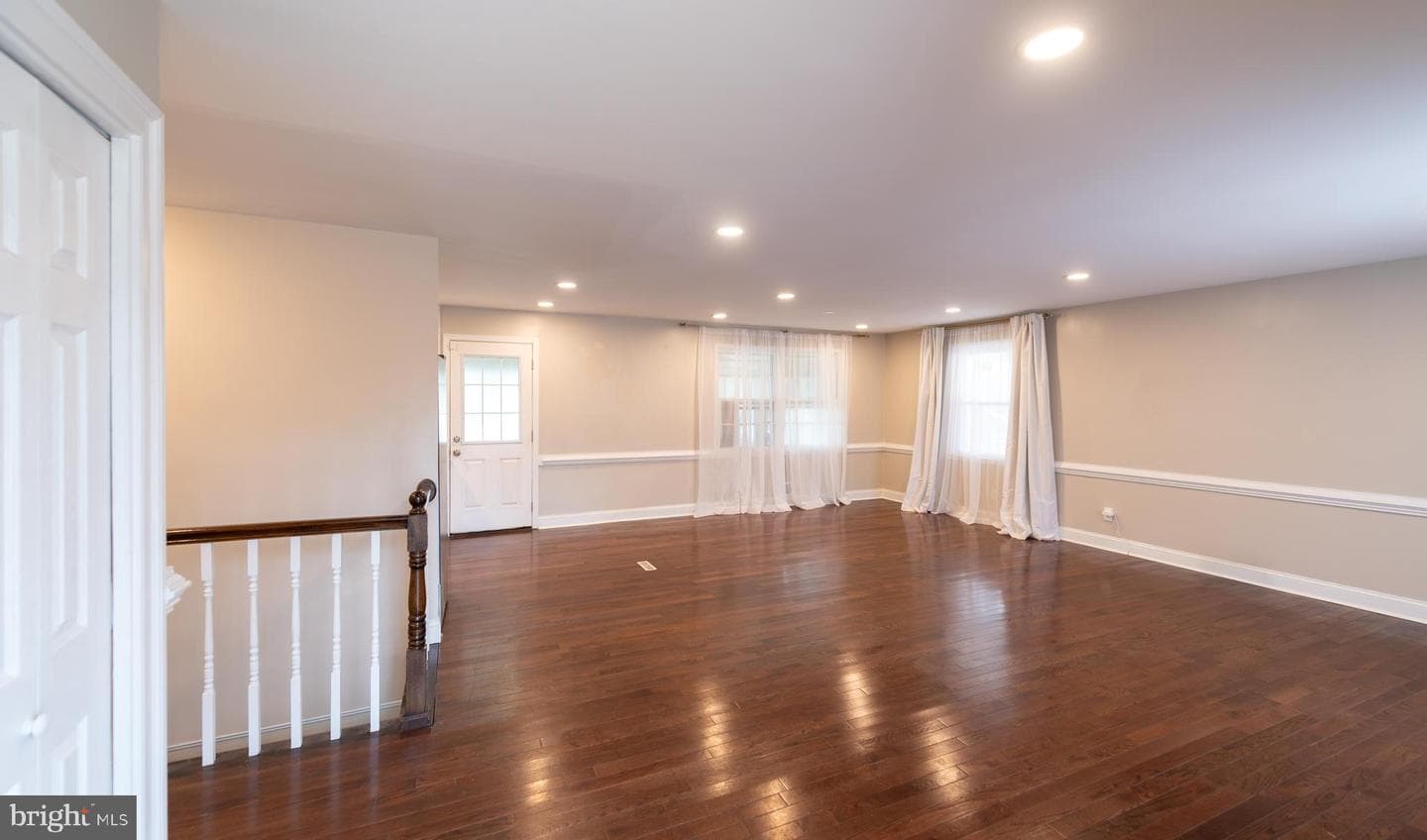 1405 Woodside Drive photo 5