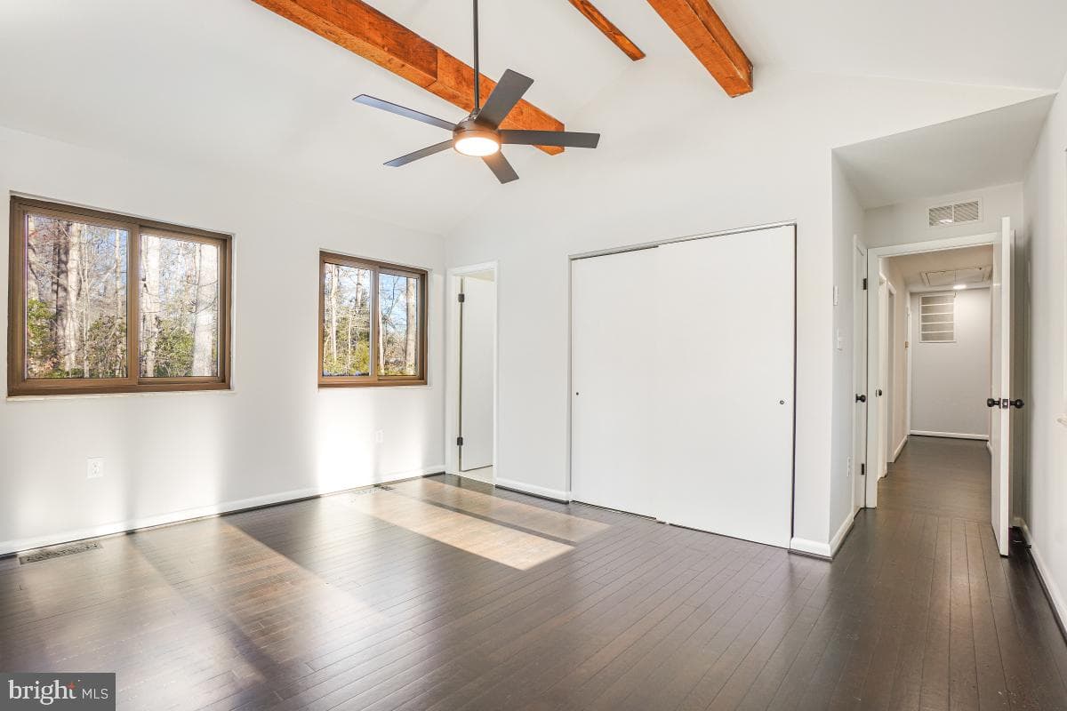 6181 Occoquan Forest Drive photo 22
