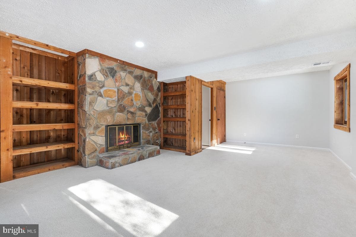 6181 Occoquan Forest Drive photo 30