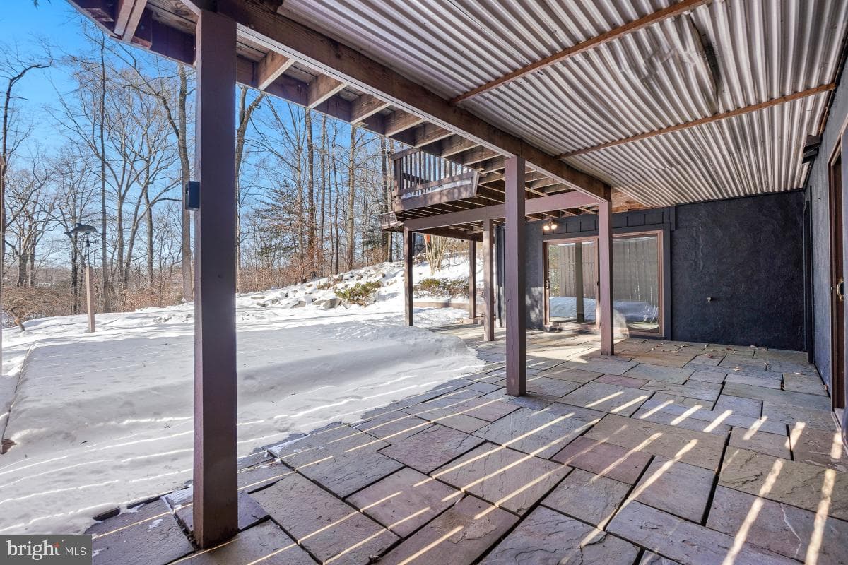 6181 Occoquan Forest Drive photo 40