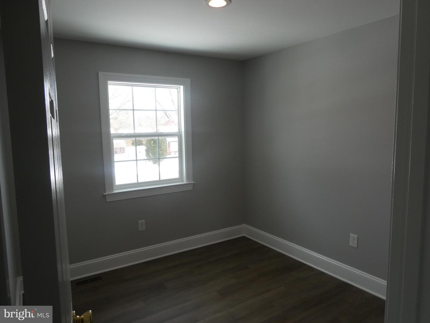 7908 Lomond Court photo 25