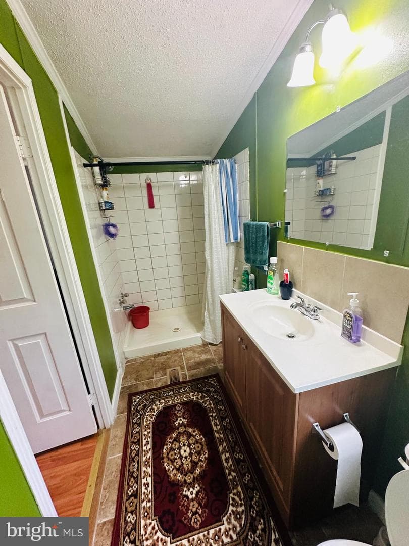 7407 Peppertree Lane photo 23