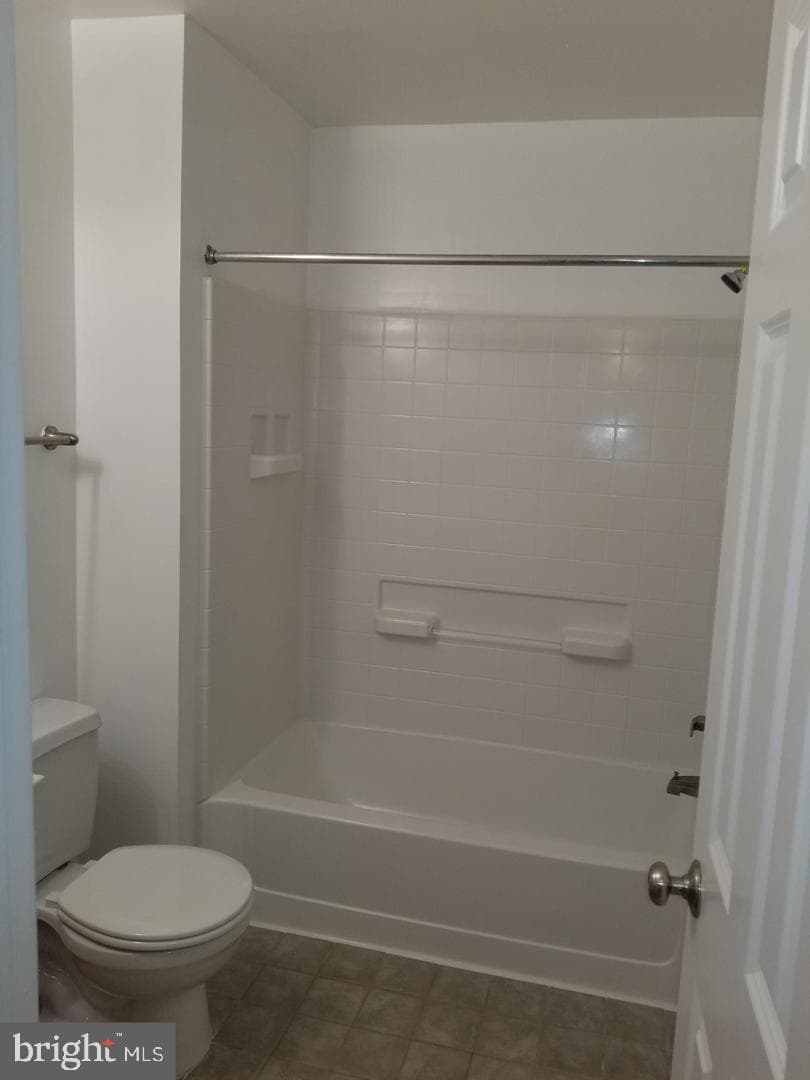15619 Horseshoe Lane photo 12