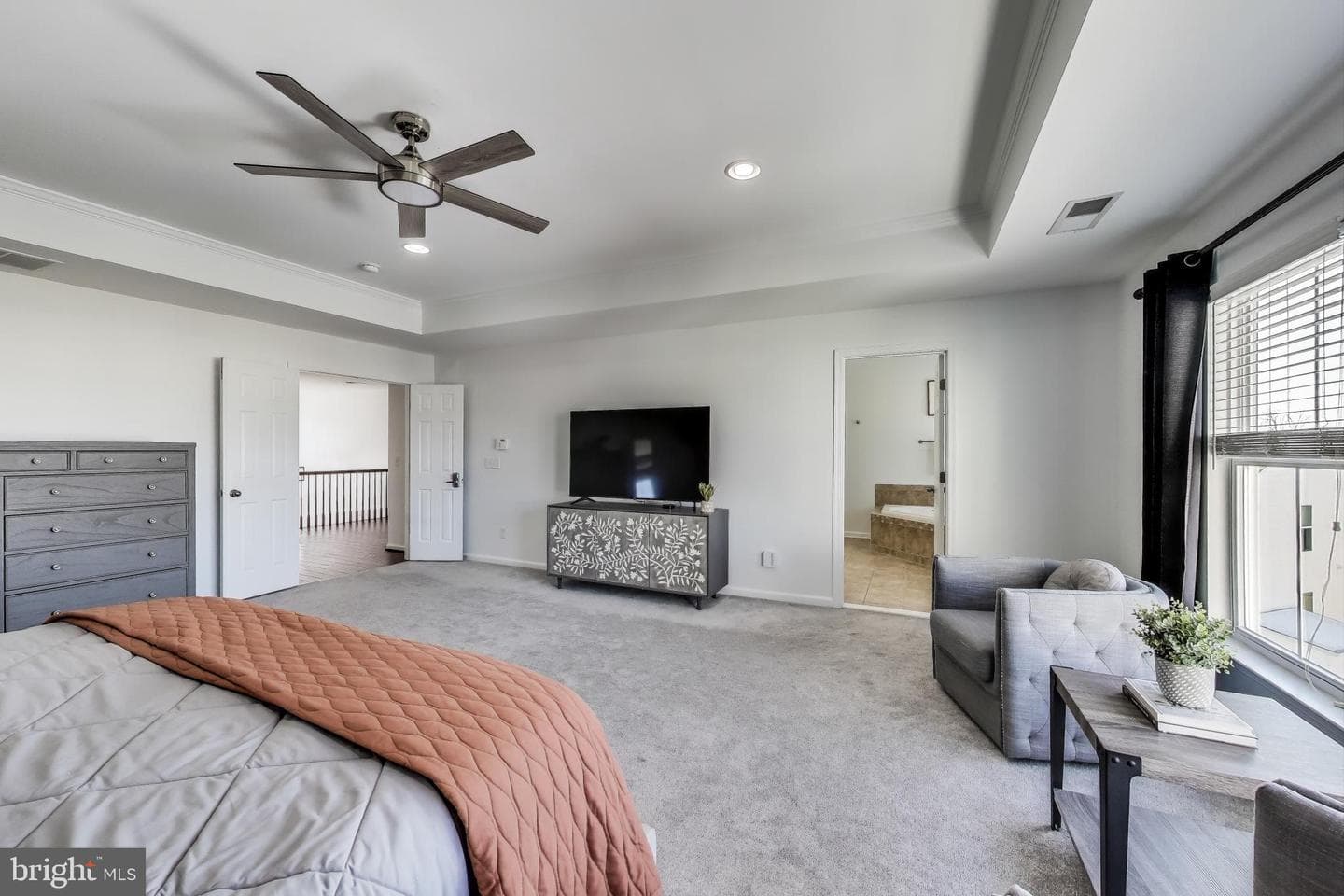 5562 Spriggs Meadow Drive photo 21