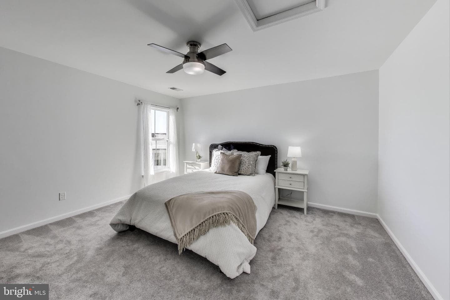 5562 Spriggs Meadow Drive photo 34