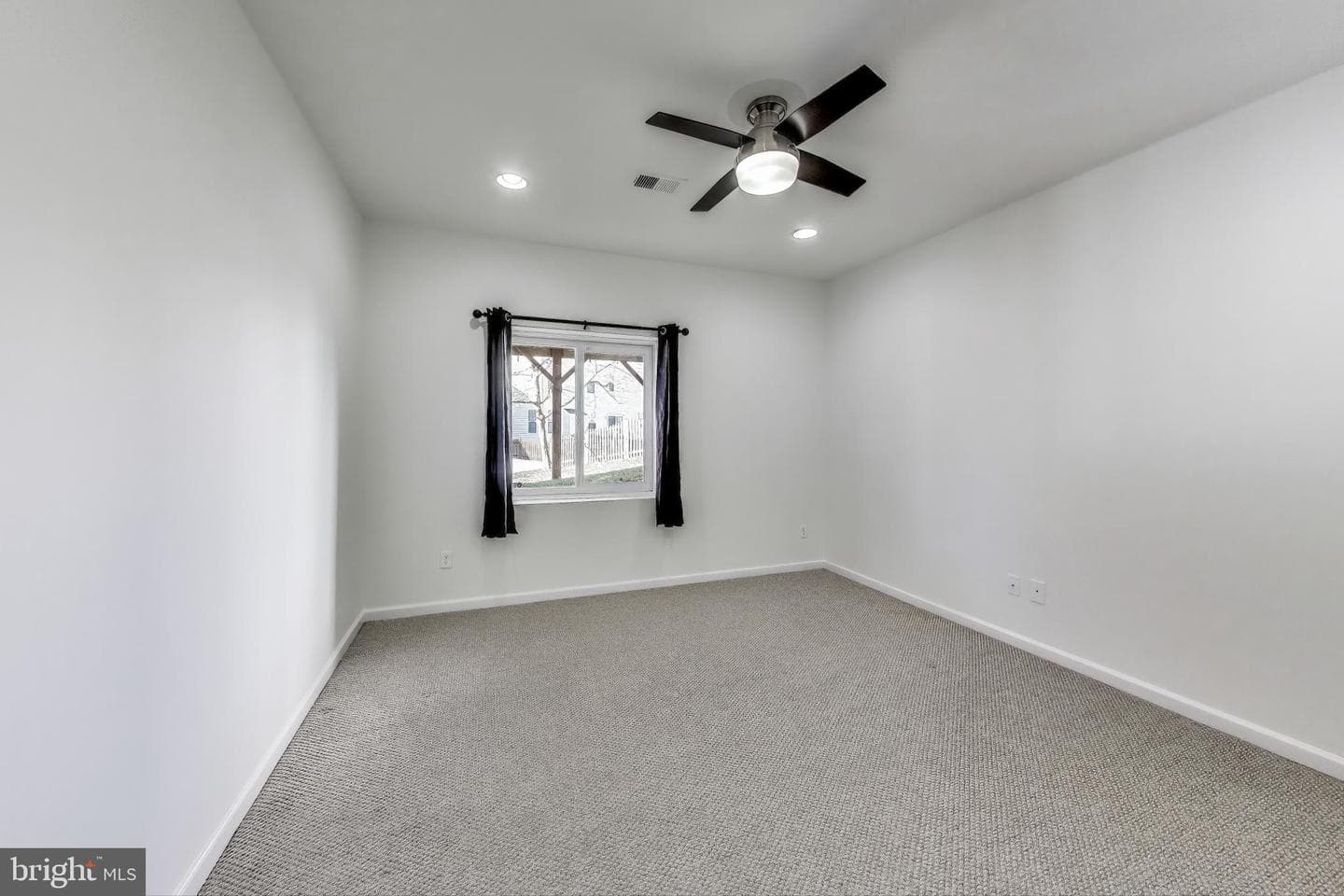 5562 Spriggs Meadow Drive photo 43