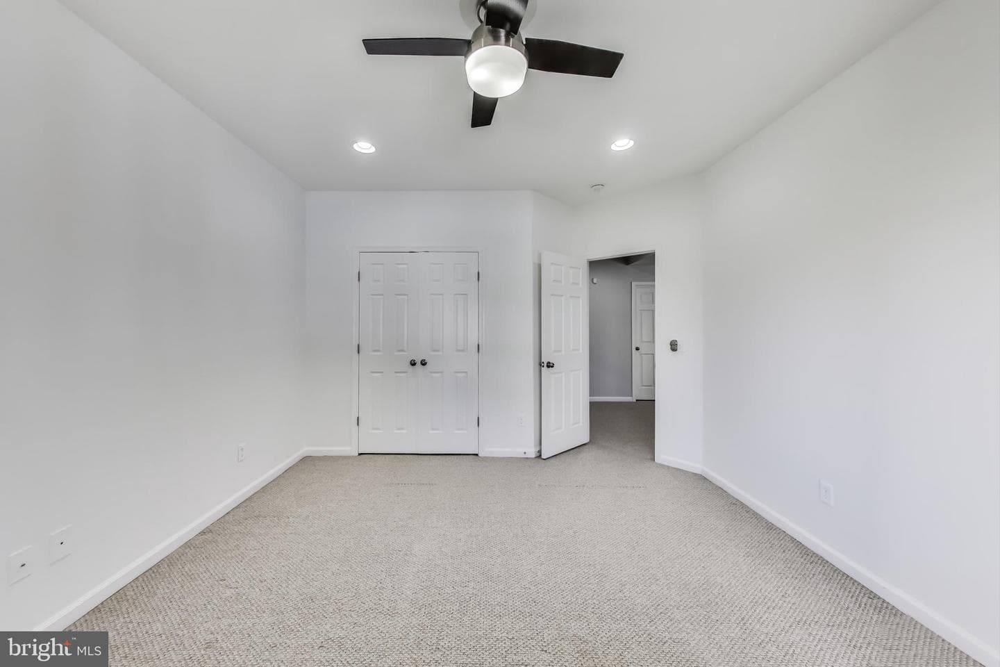 5562 Spriggs Meadow Drive photo 44