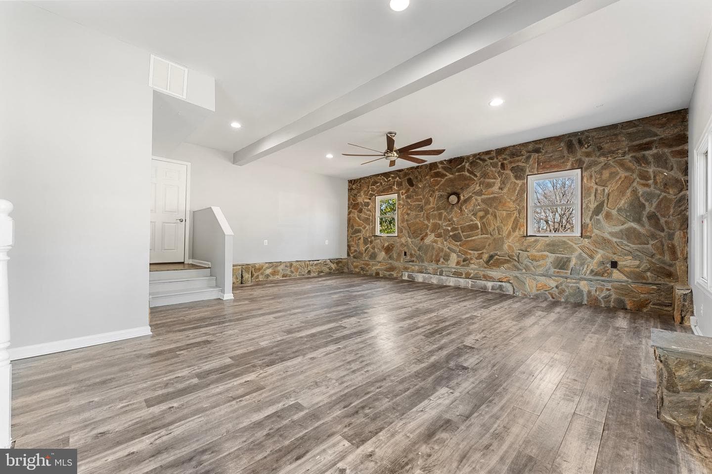 15307 Thoroughfare Road photo 31