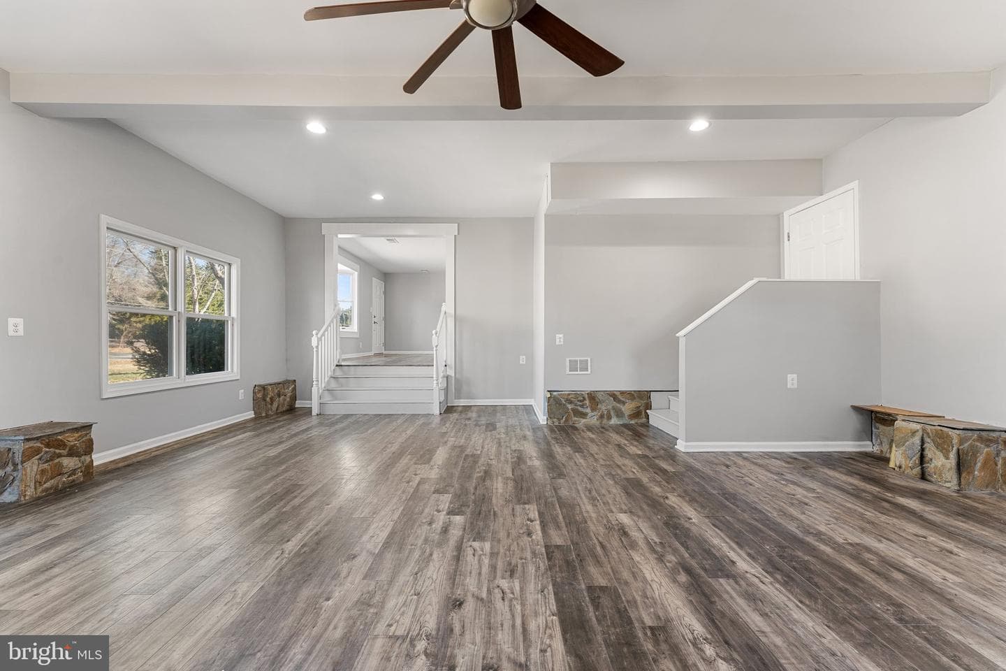 15307 Thoroughfare Road photo 32