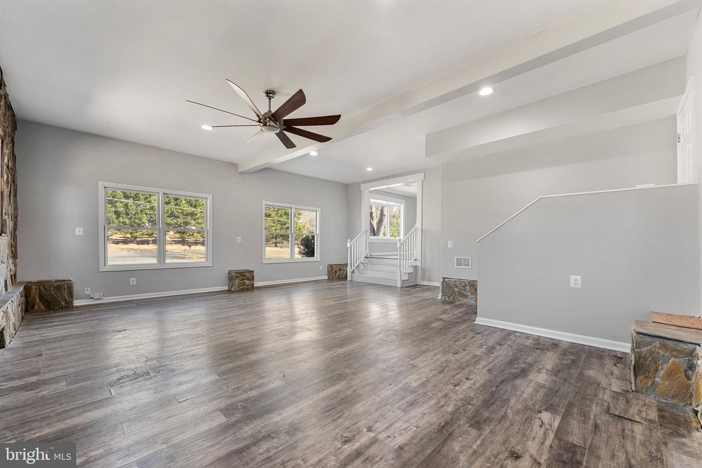 15307 Thoroughfare Road photo 34