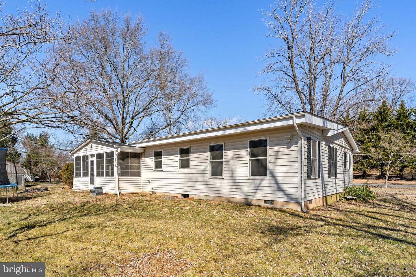 15307 Thoroughfare Road photo 37