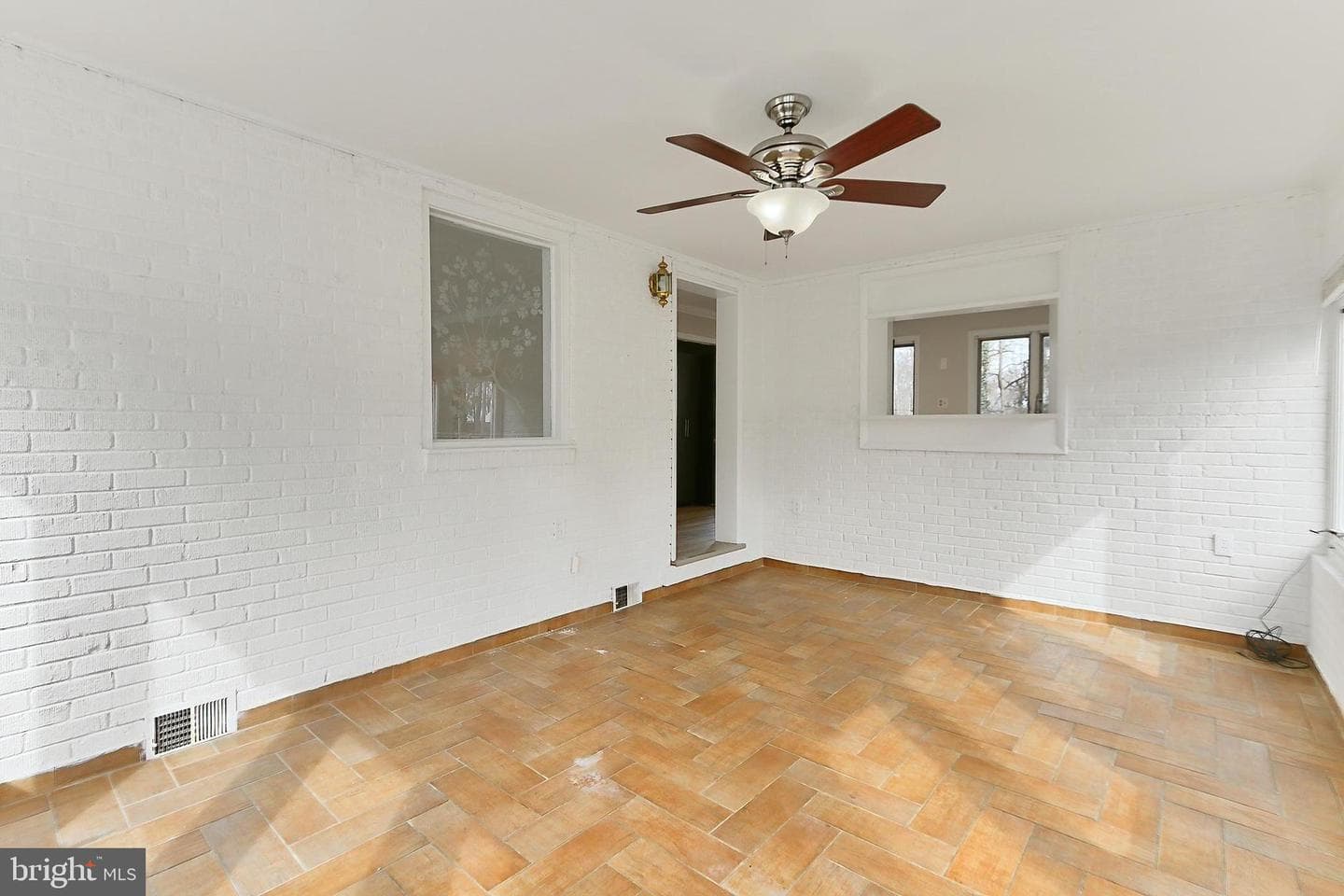 18319 Cabin Road photo 9