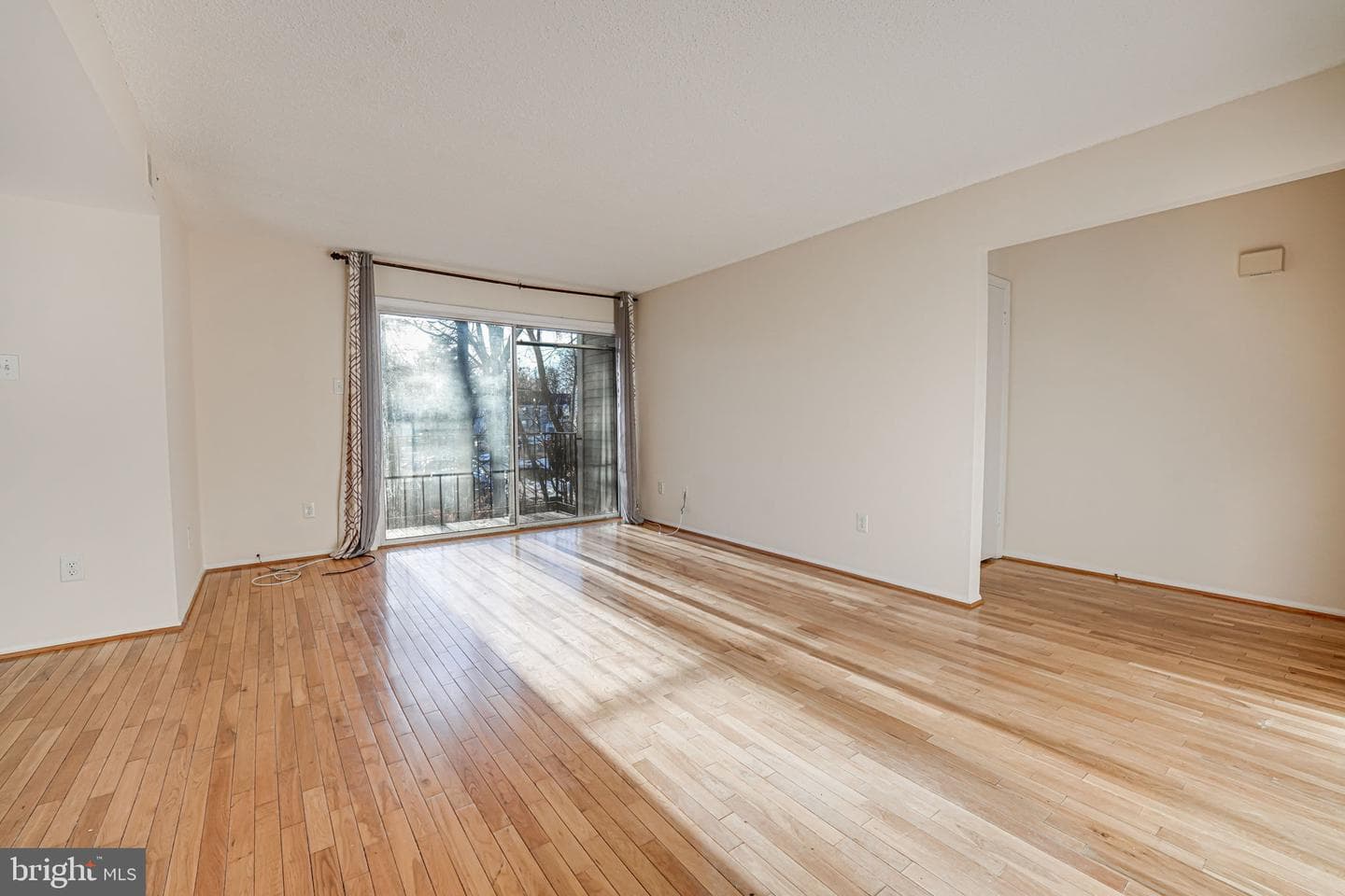 12141 Chaucer Lane #12141 photo 3