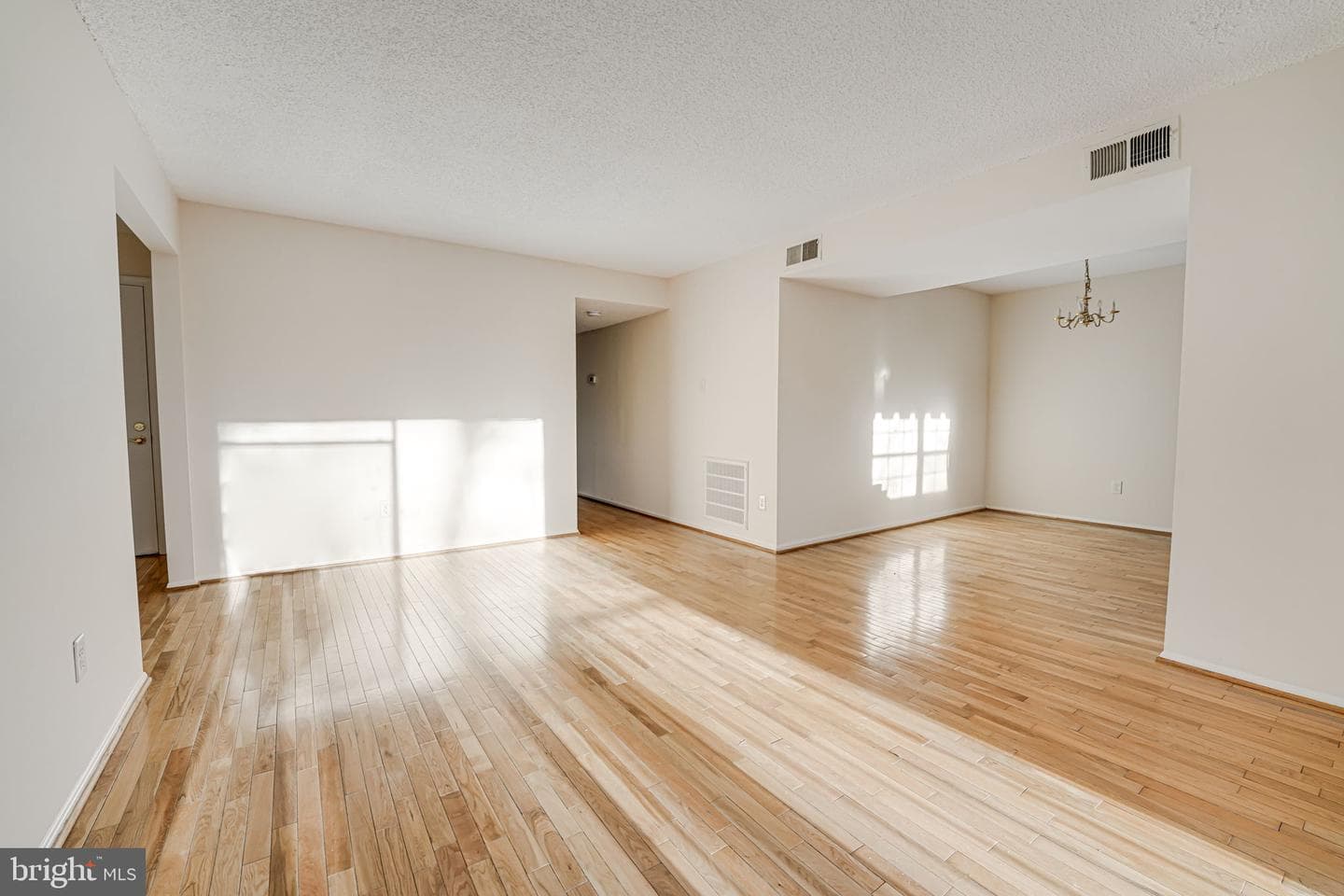 12141 Chaucer Lane #12141 photo 5