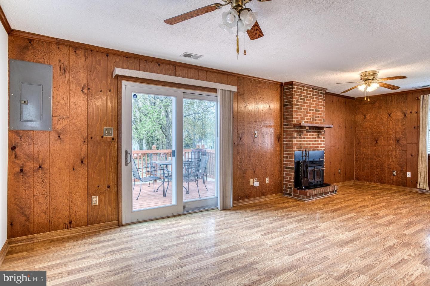 3565 Maple Street photo 13