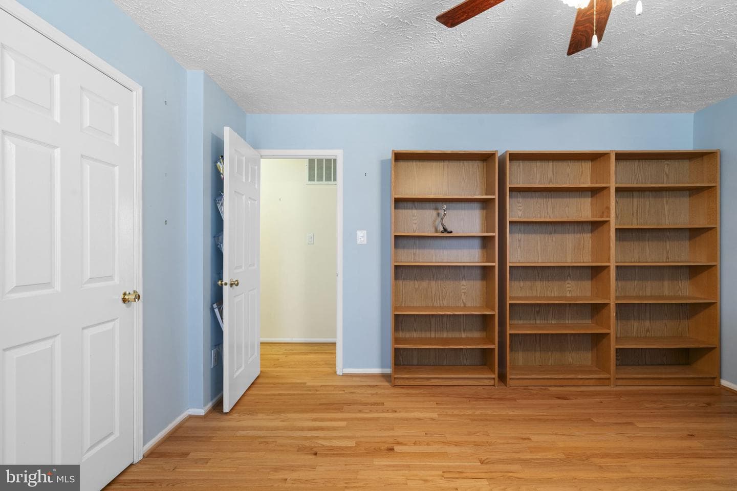 4870 Tobacco Way photo 35