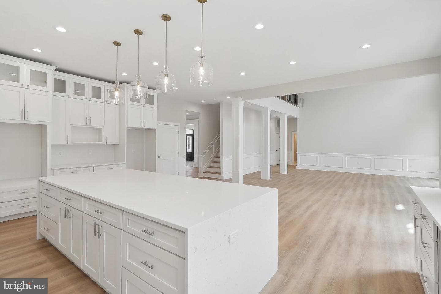 5660 Hoadly Road photo 17