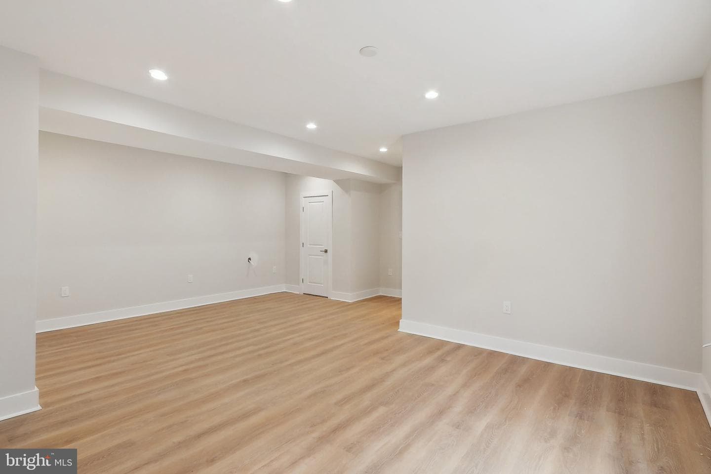 5660 Hoadly Road photo 34
