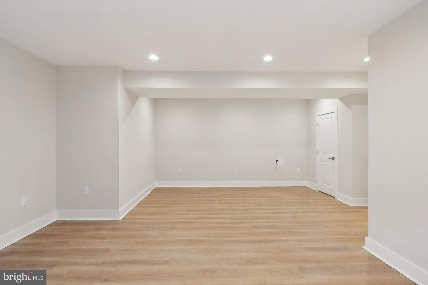 5660 Hoadly Road photo 35