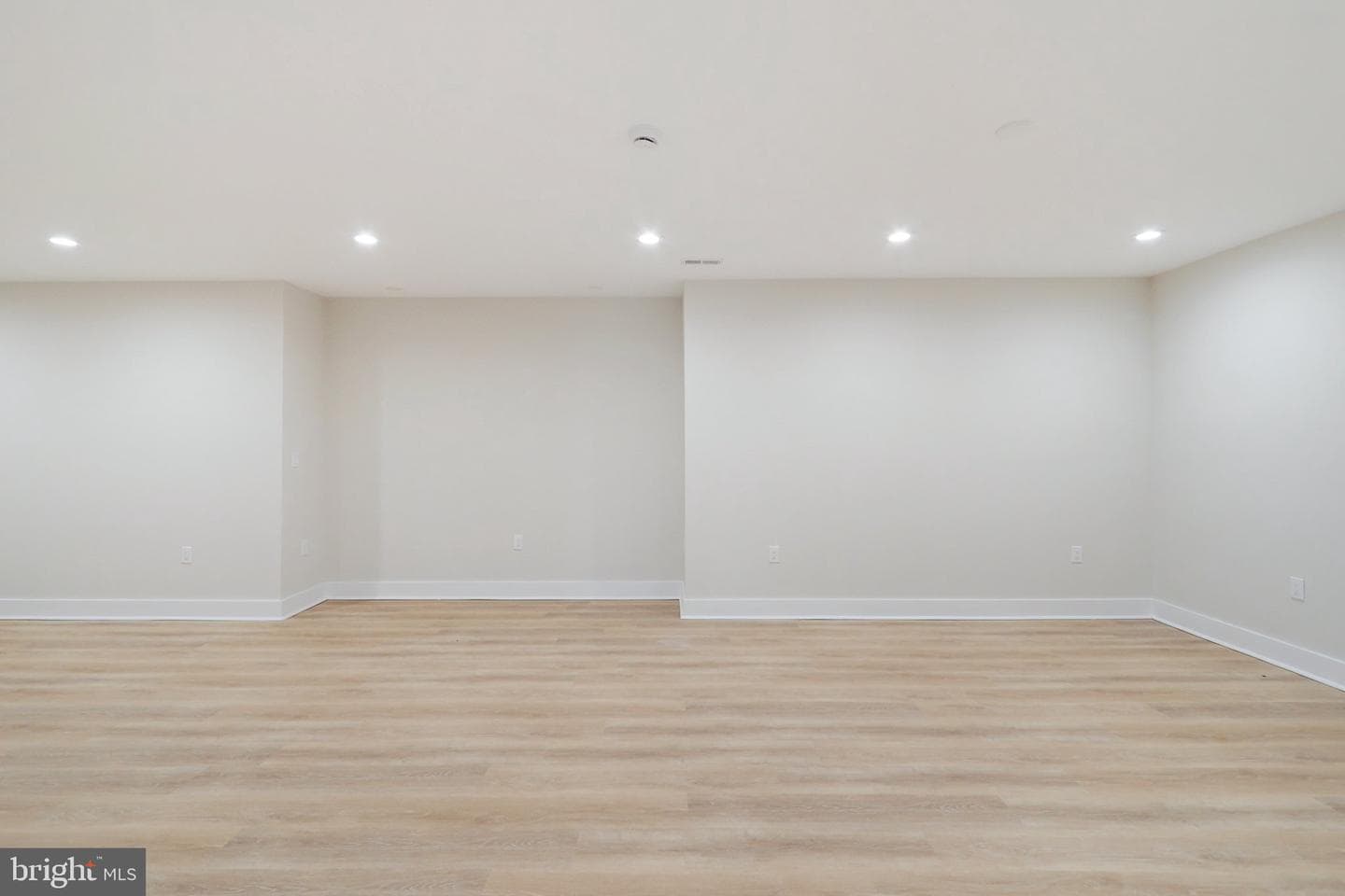 5660 Hoadly Road photo 75