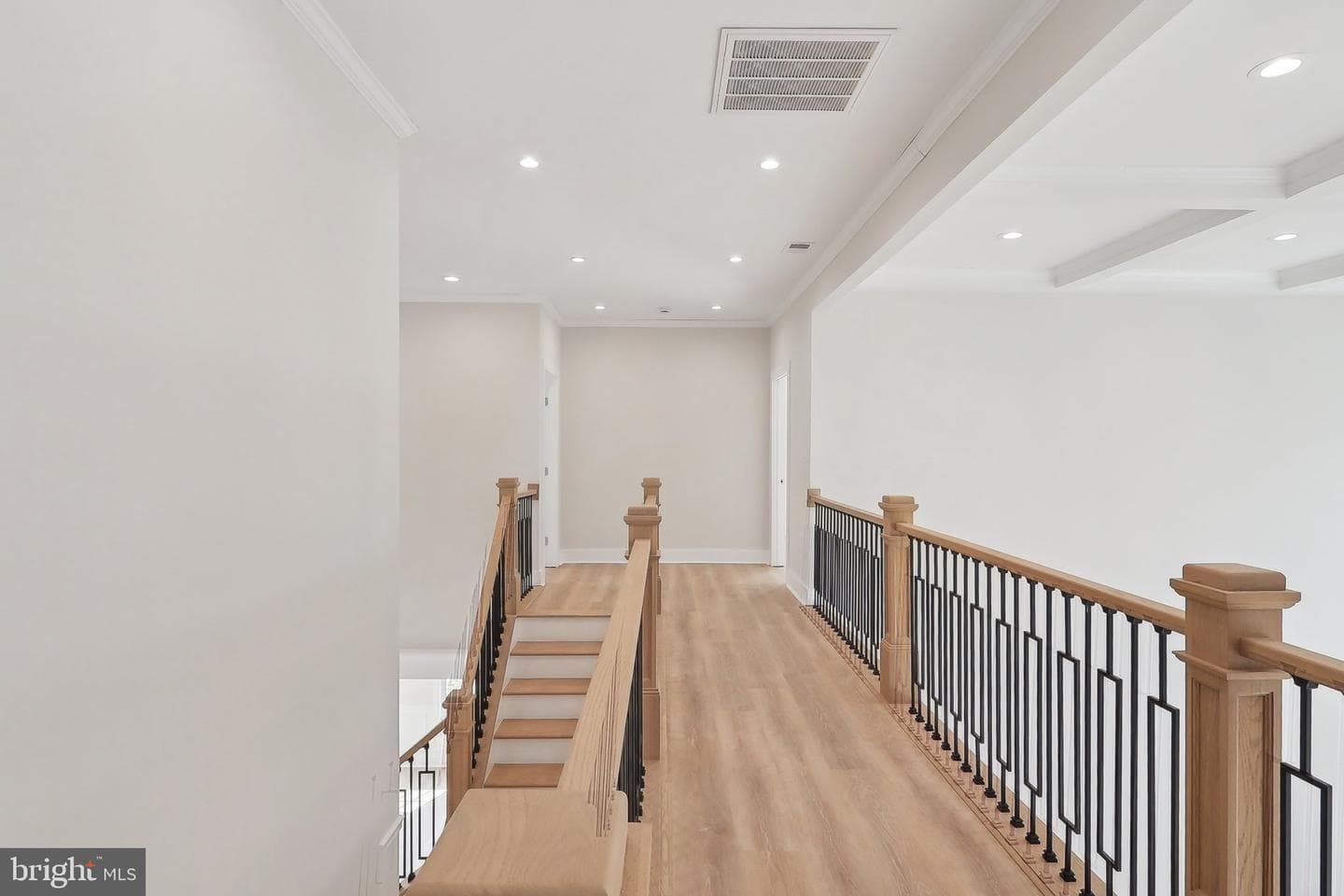5660 Hoadly Road photo 79
