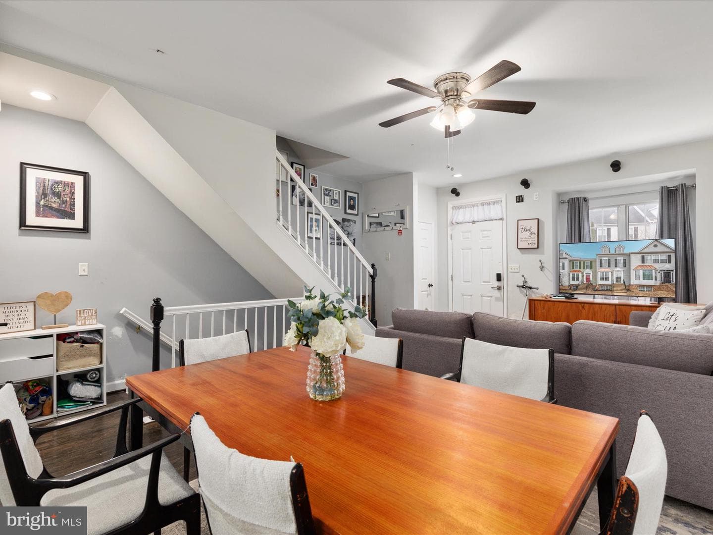 4208 Ashmere Circle photo 4
