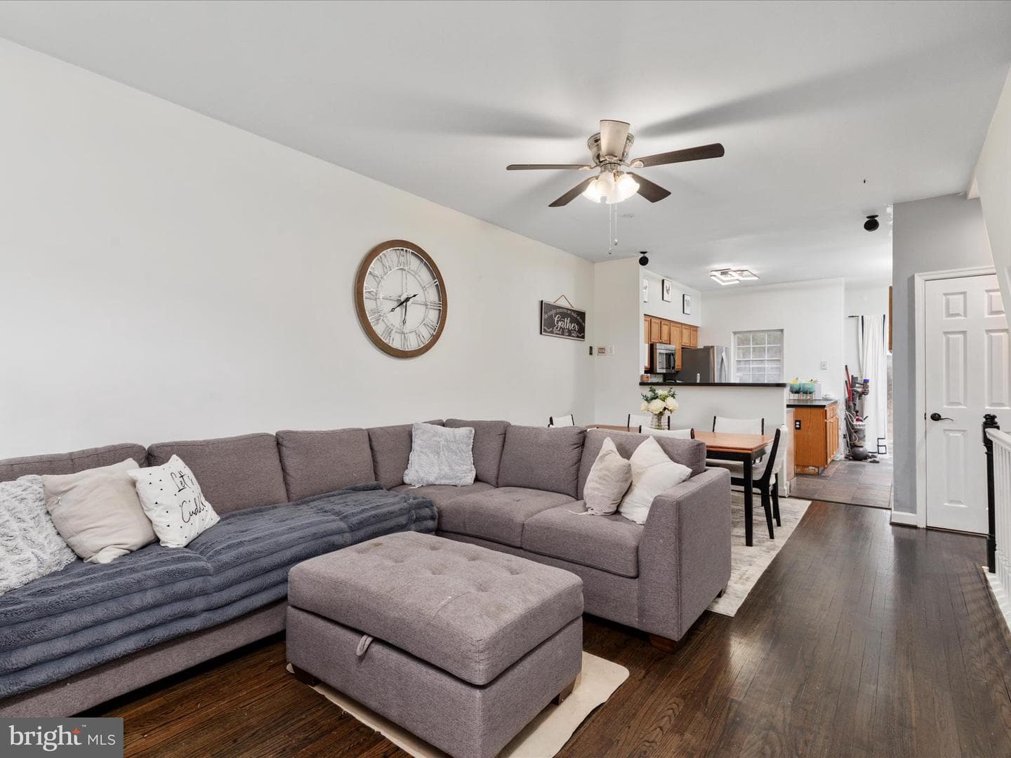 4208 Ashmere Circle photo 8