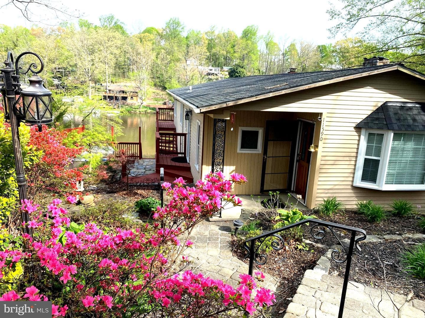 11590 Temple Loop photo 1