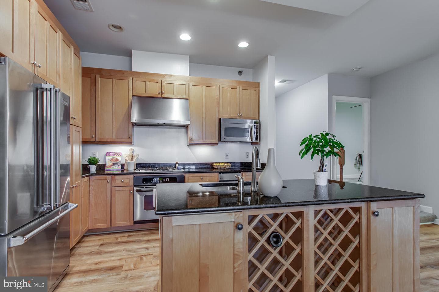 810 Belmont Bay Drive #503 photo 10