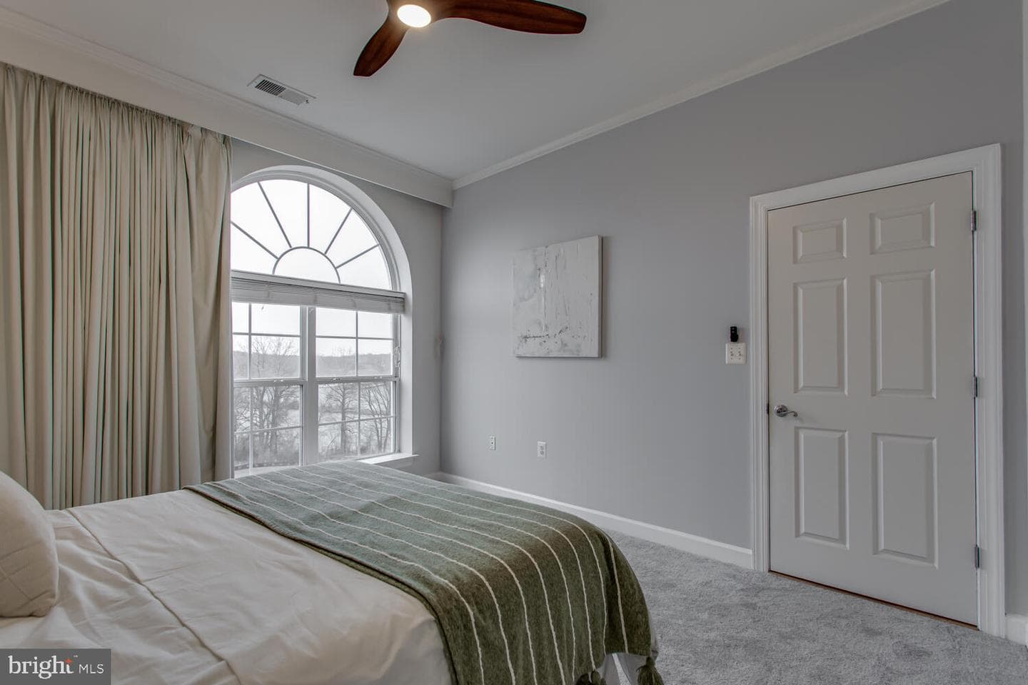 810 Belmont Bay Drive #503 photo 15