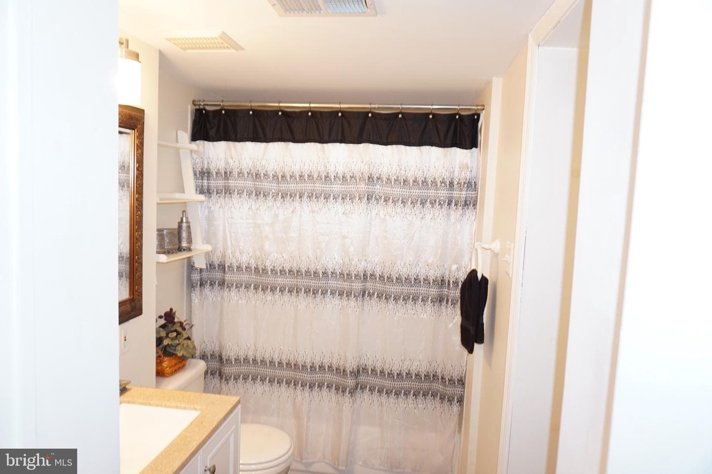 5700 Brazilnut Court photo 19