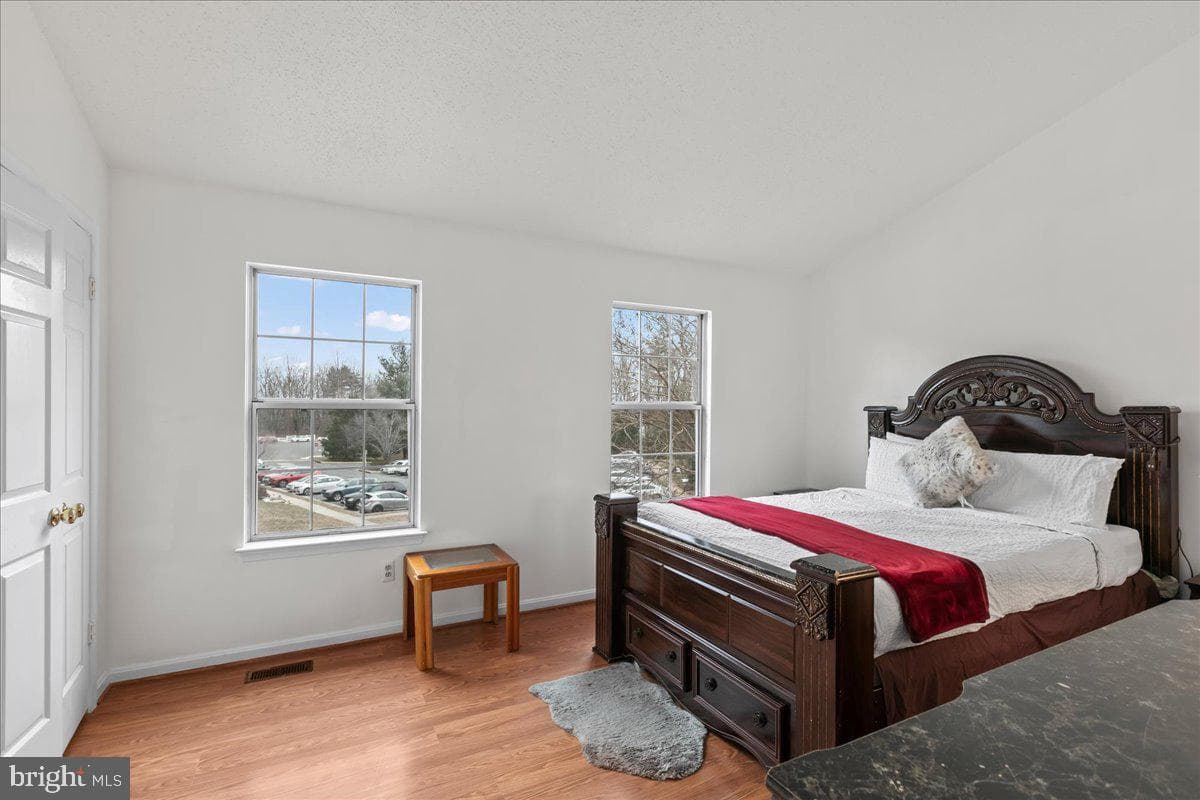 1739 Wigglesworth Way photo 17
