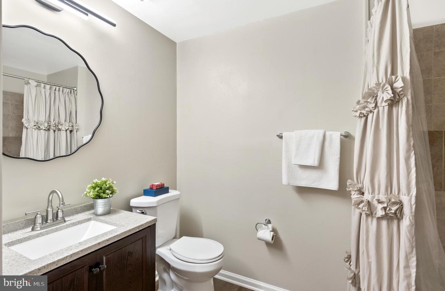 11014 Koman Circle #104 photo 17