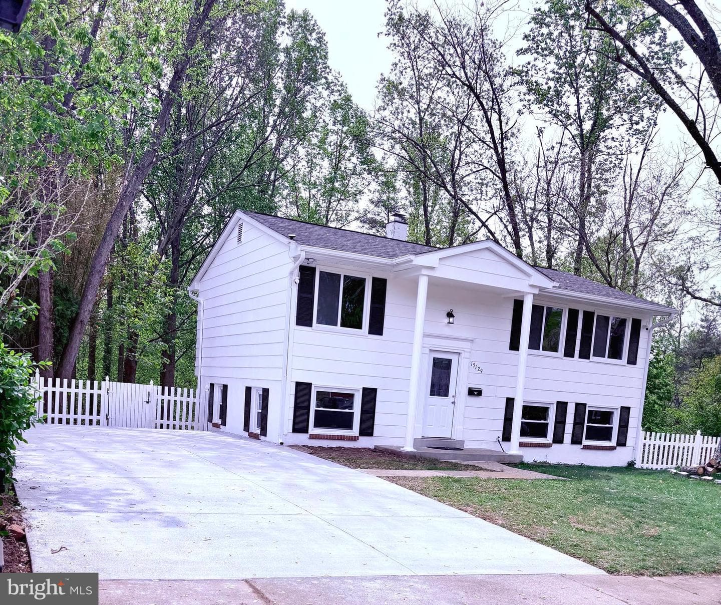 15129 Concord Drive photo 2