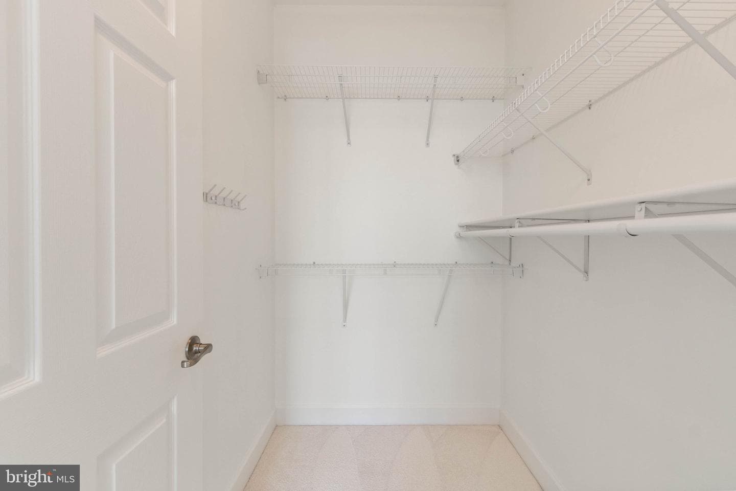 7055 Heritage Hunt Drive #201 photo 24