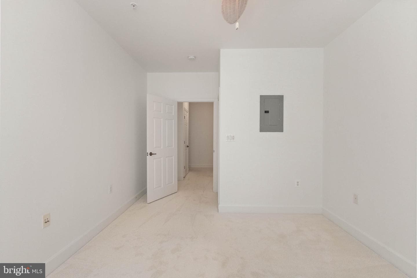 7055 Heritage Hunt Drive #201 photo 26