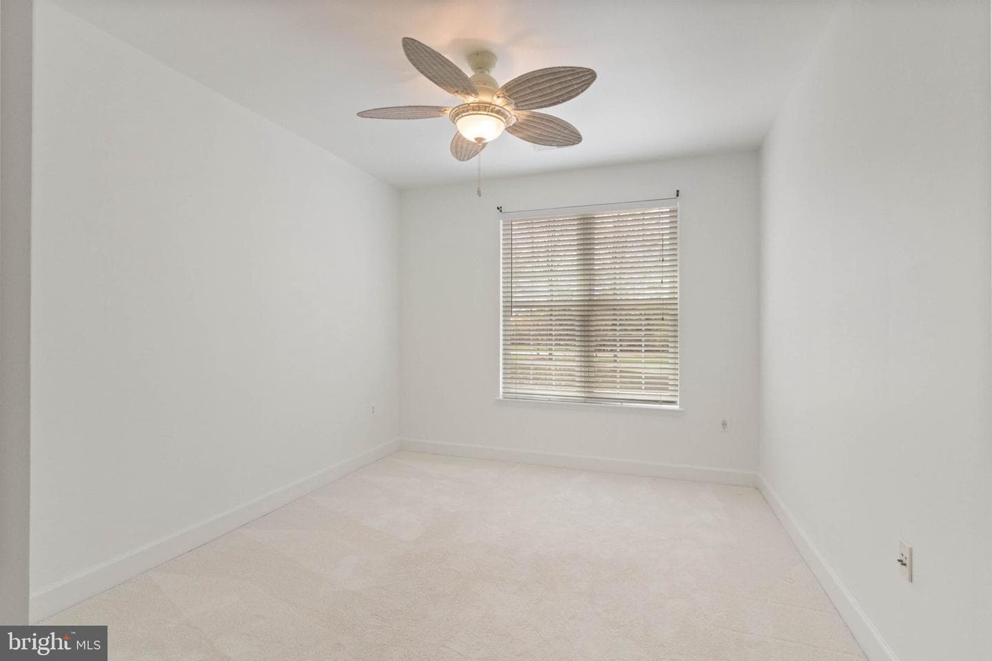 7055 Heritage Hunt Drive #201 photo 27