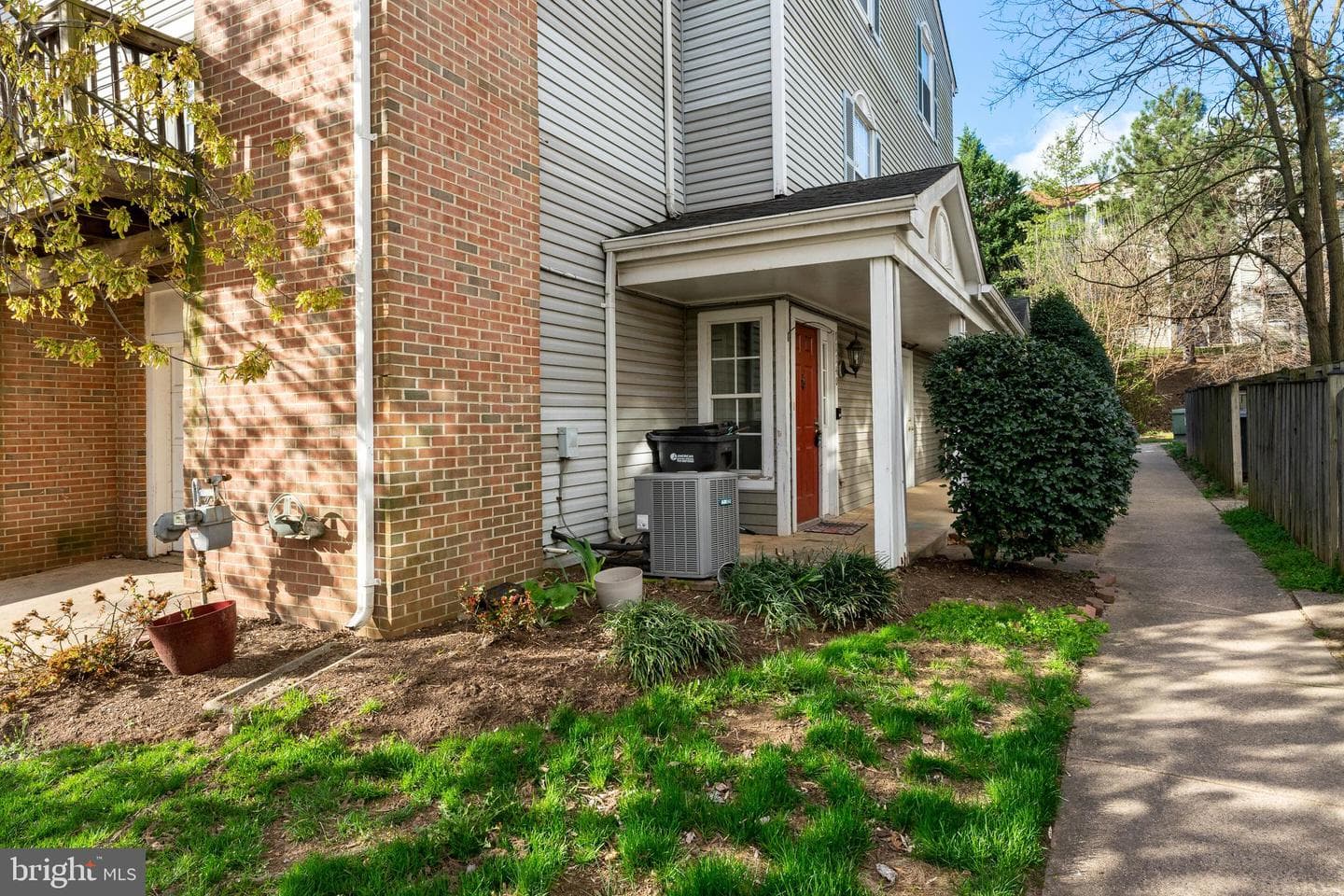 11140 Stagestone Way photo 3