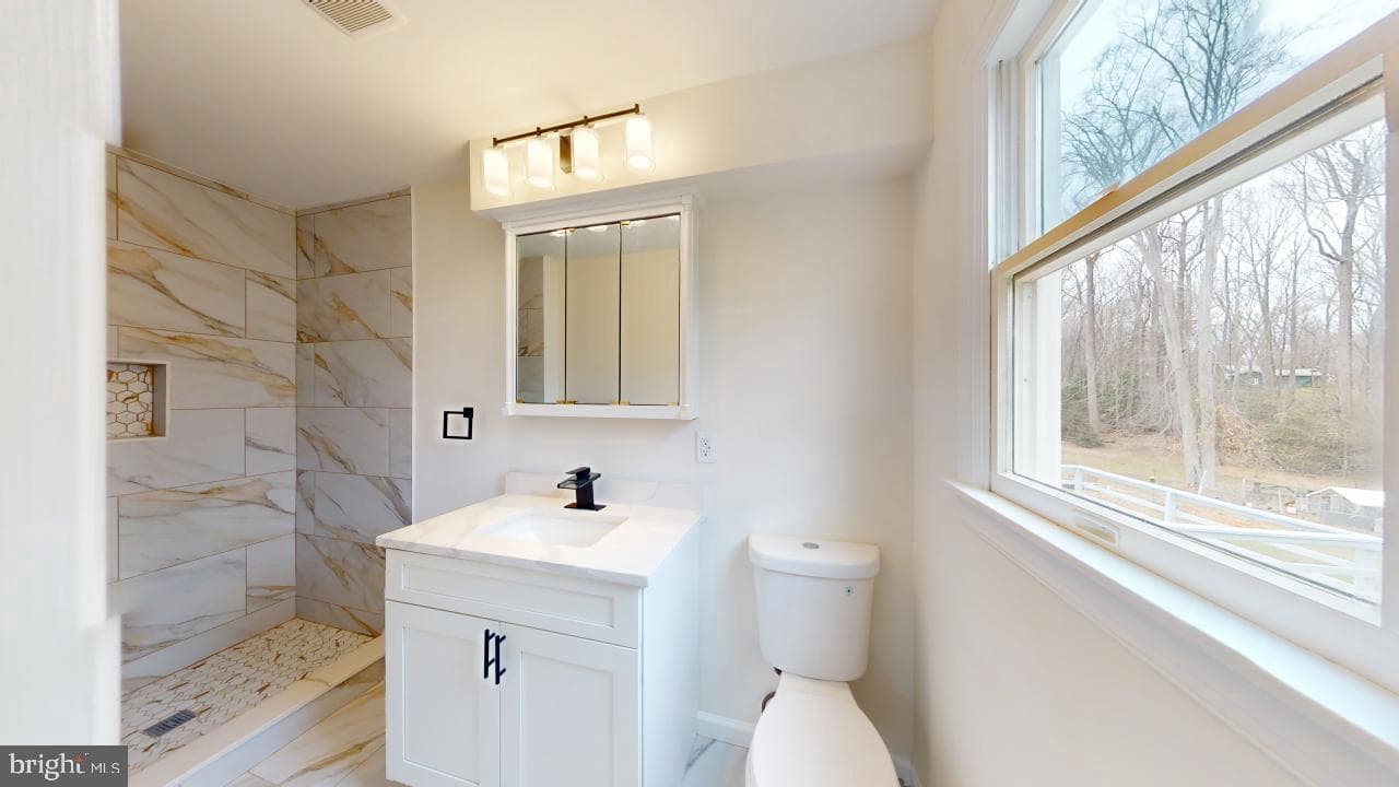 7016 Harvey Road photo 13