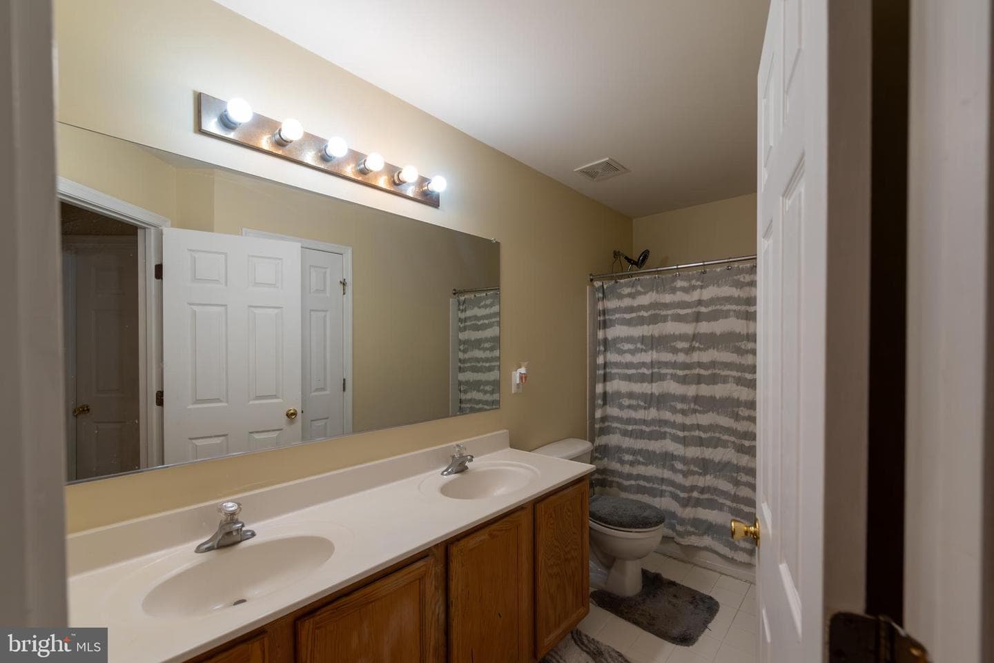 2905 Rotterdam Loop photo 17