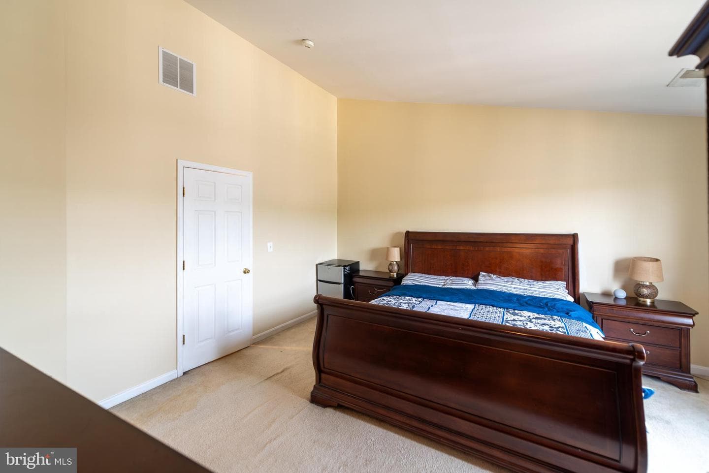 2905 Rotterdam Loop photo 9