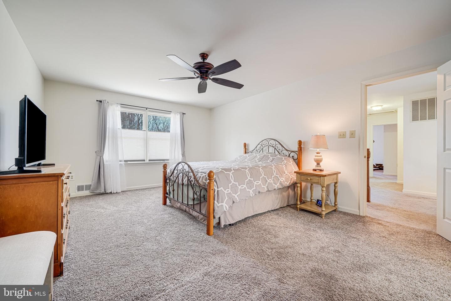 16005 Kenilworth Court photo 30