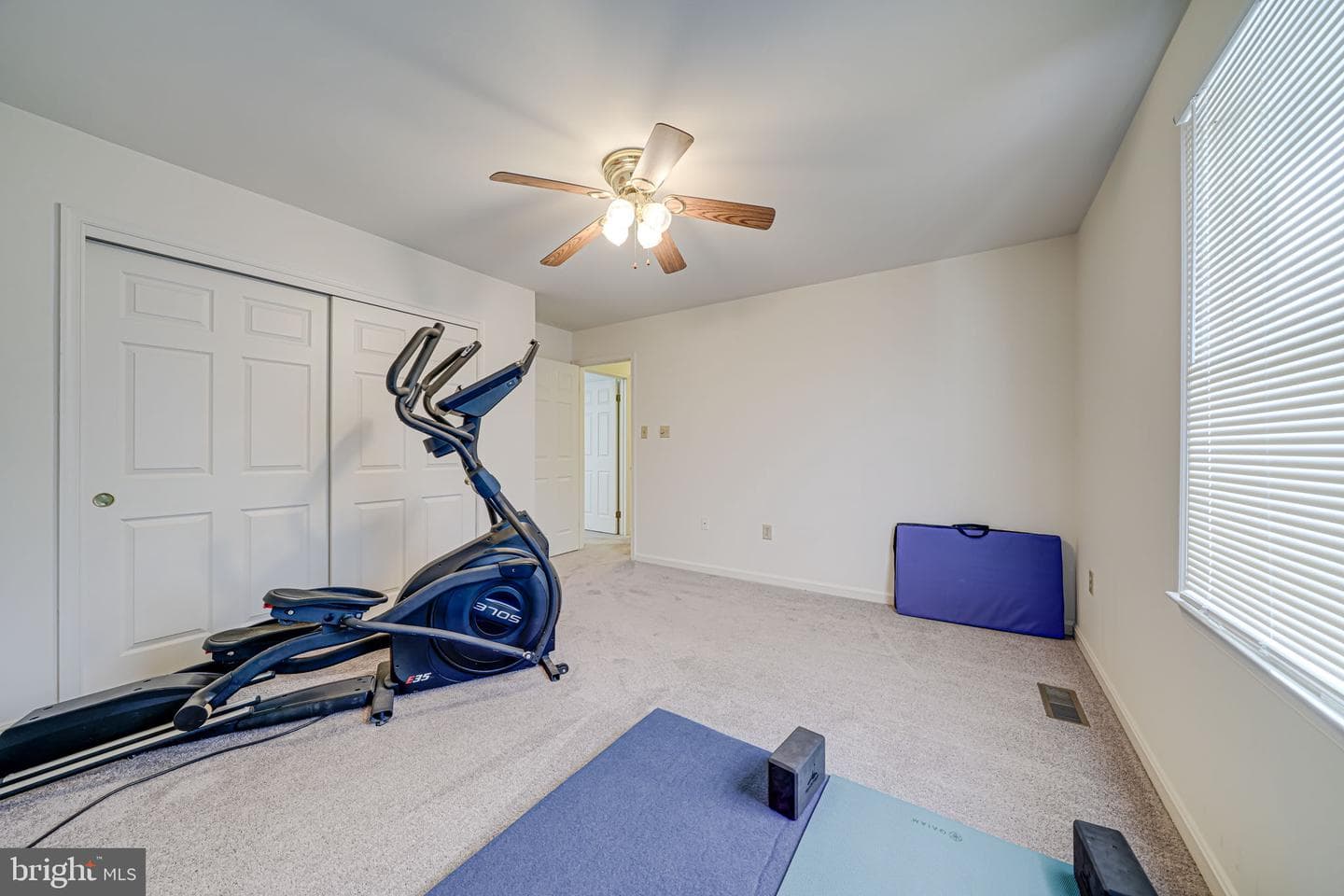 16005 Kenilworth Court photo 35