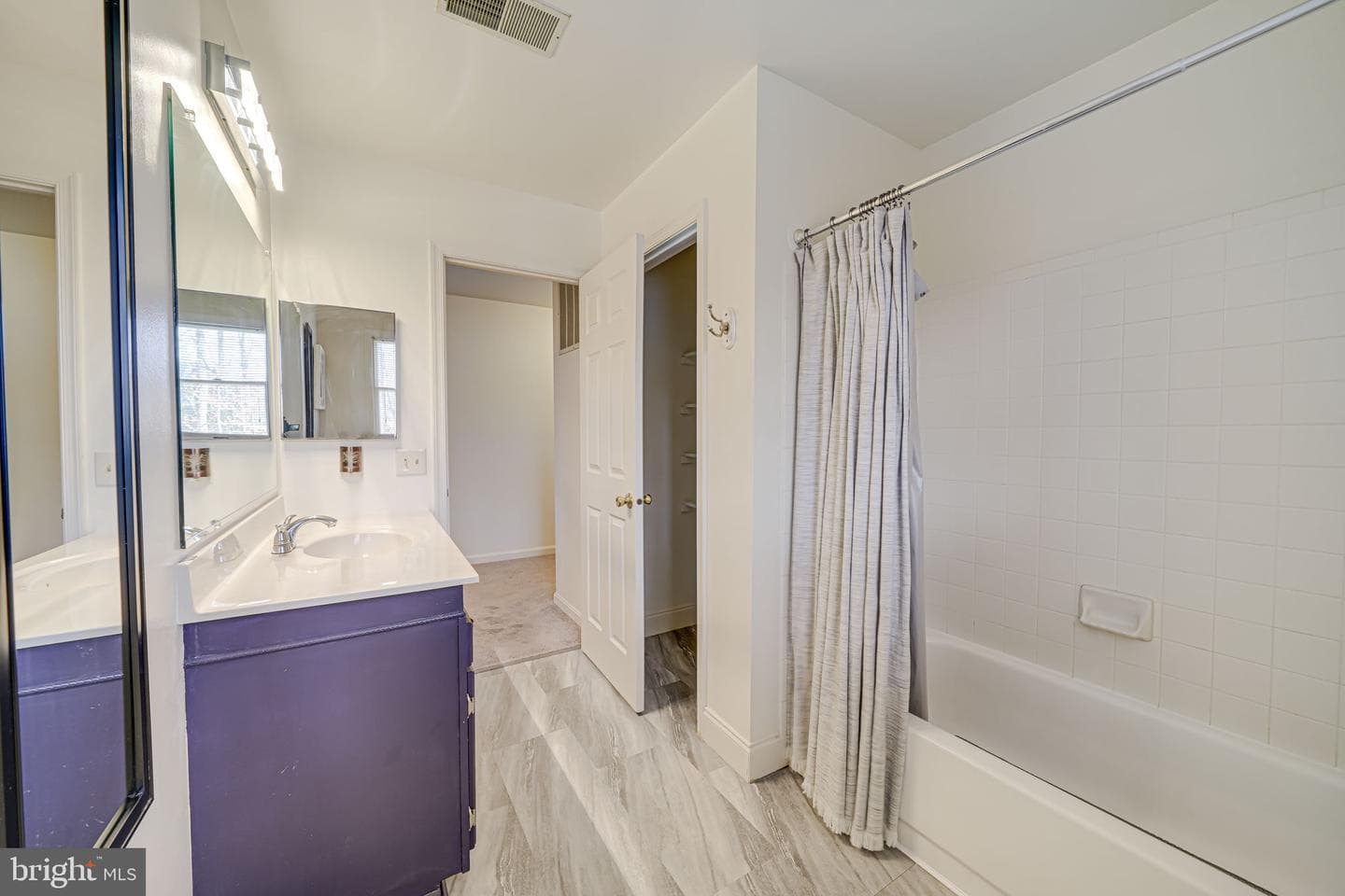 16005 Kenilworth Court photo 39