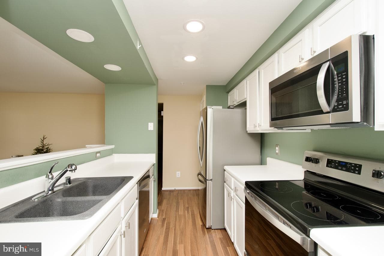 3630 Sherbrooke Circle #101 photo 6