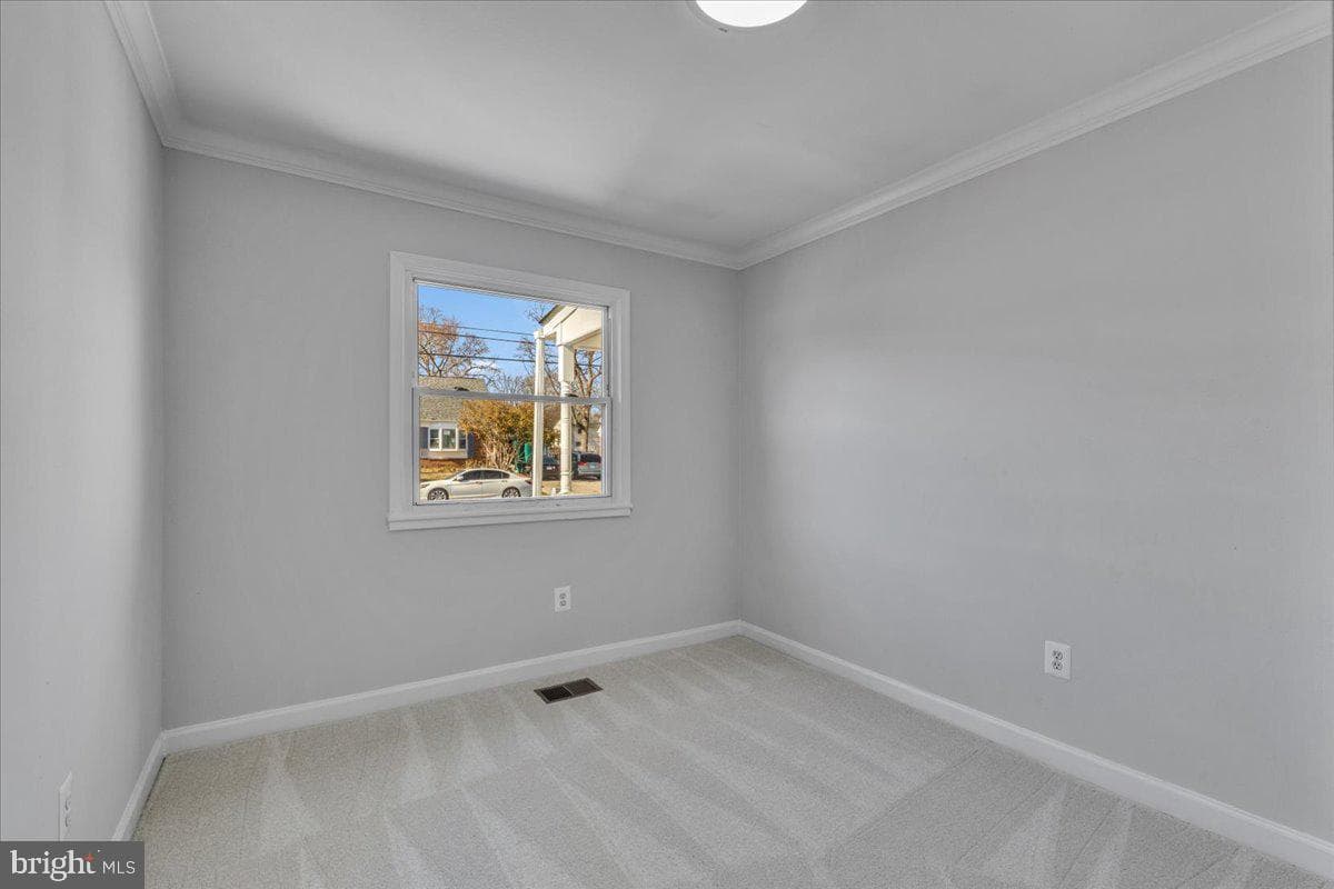 13916 Mathews Drive photo 13