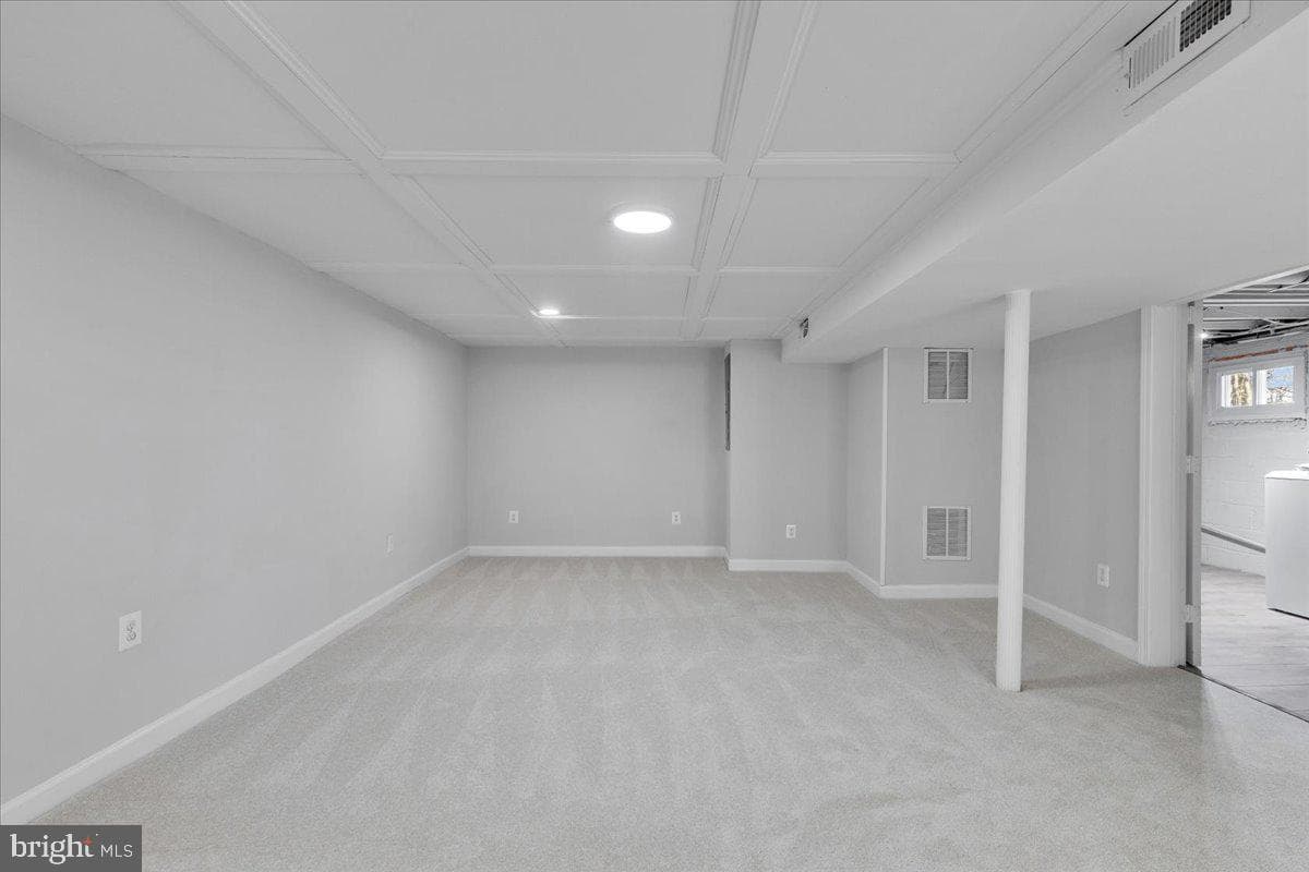 13916 Mathews Drive photo 20