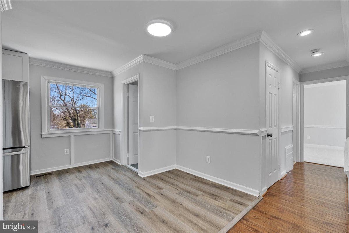 13916 Mathews Drive photo 8