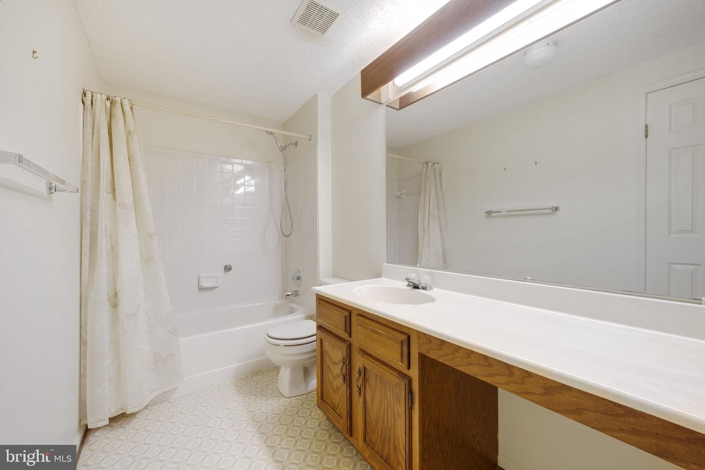 15012 Woodglen Court photo 31